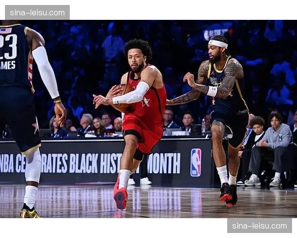 活塞坎宁安持球投技术升级，中距离抛投成为挡拆后稳定得分方式